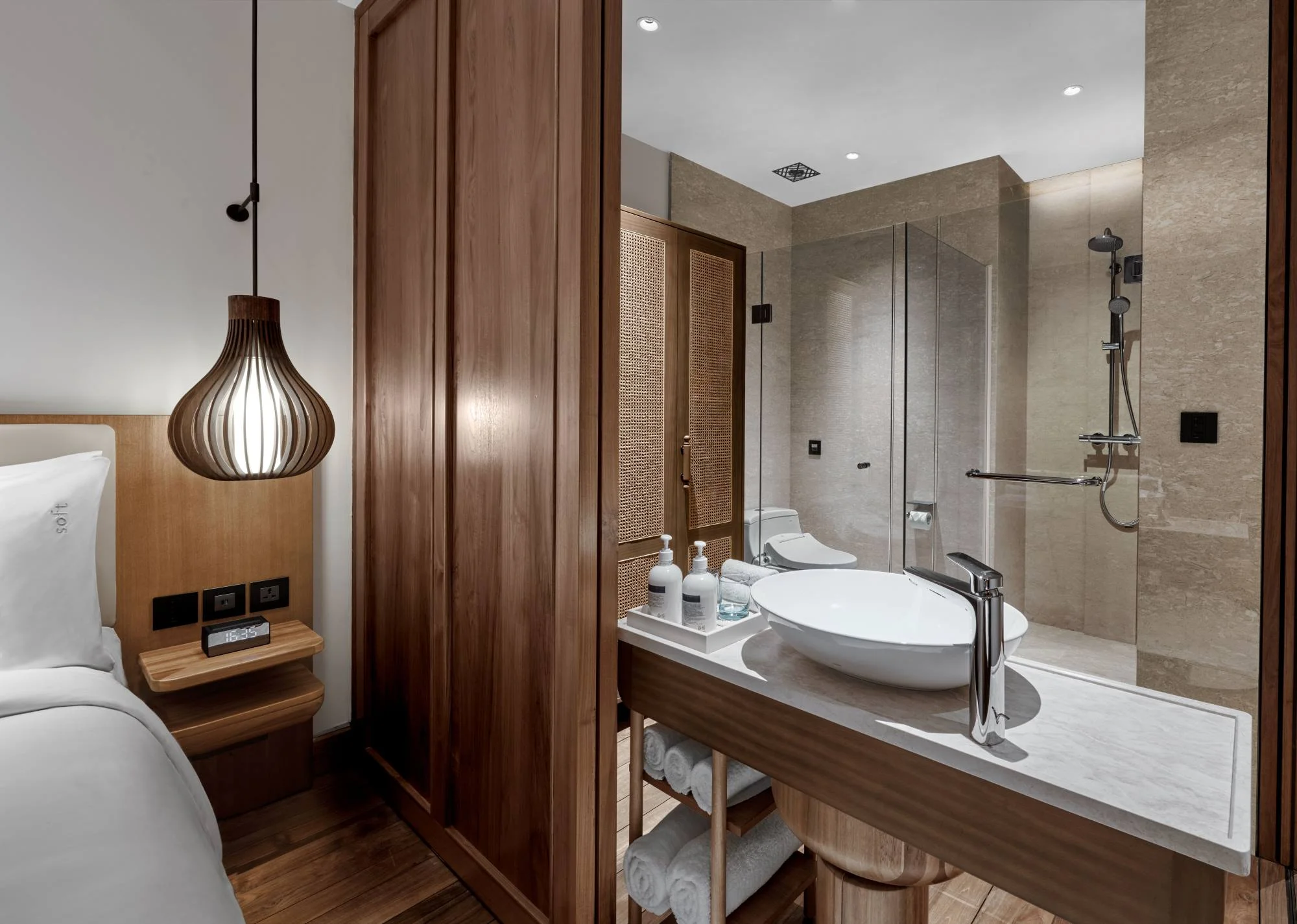 Images Gallery - Image 34