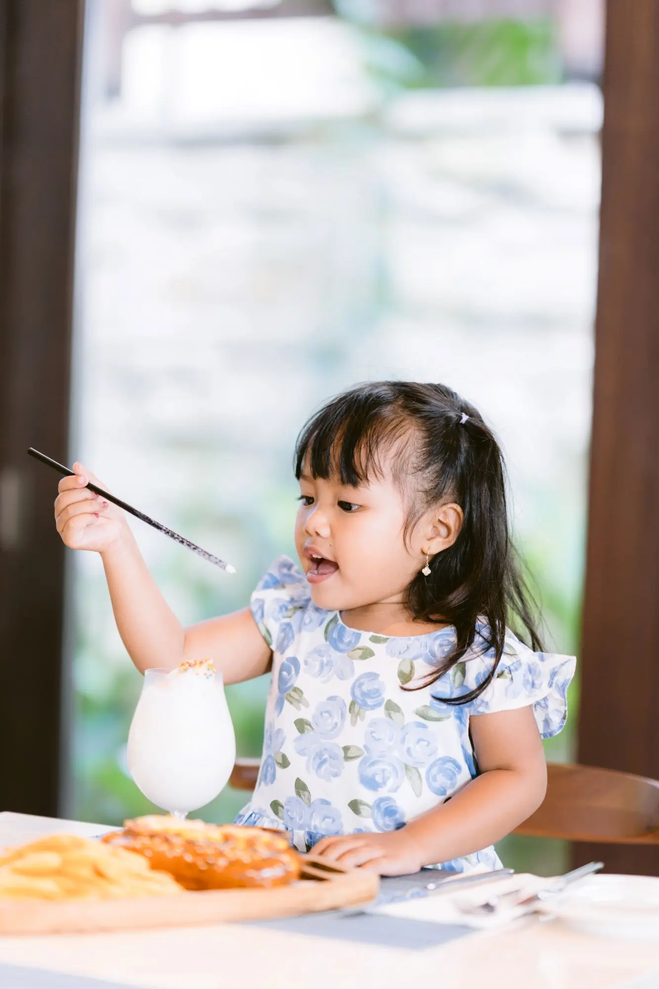 Kids Eat Free